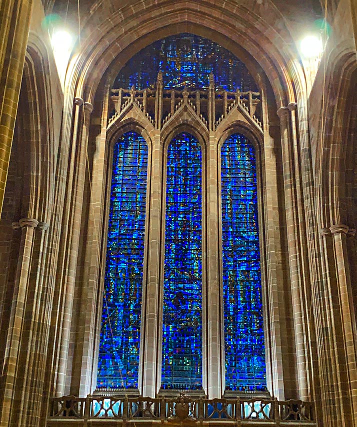Liverpool Kathedrale Fenster hinten